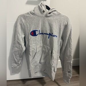 Champion hoodie in medium